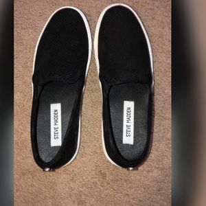 Steve Madden slip on sneakers